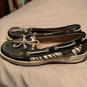 Striped sperrys